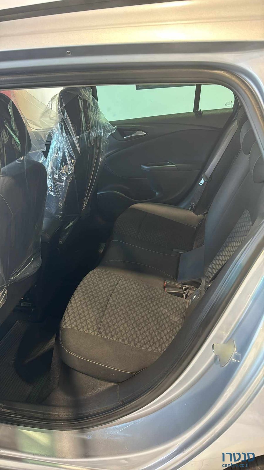 2018' Opel Astra photo #6