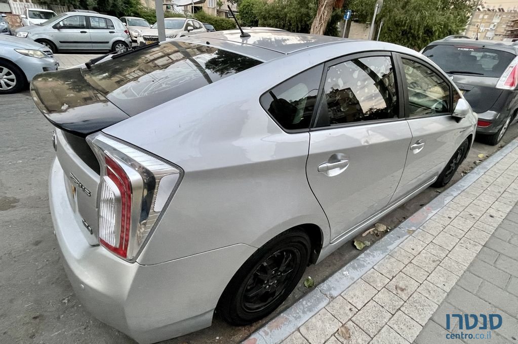 2014' Toyota Prius טויוטה פריוס photo #3