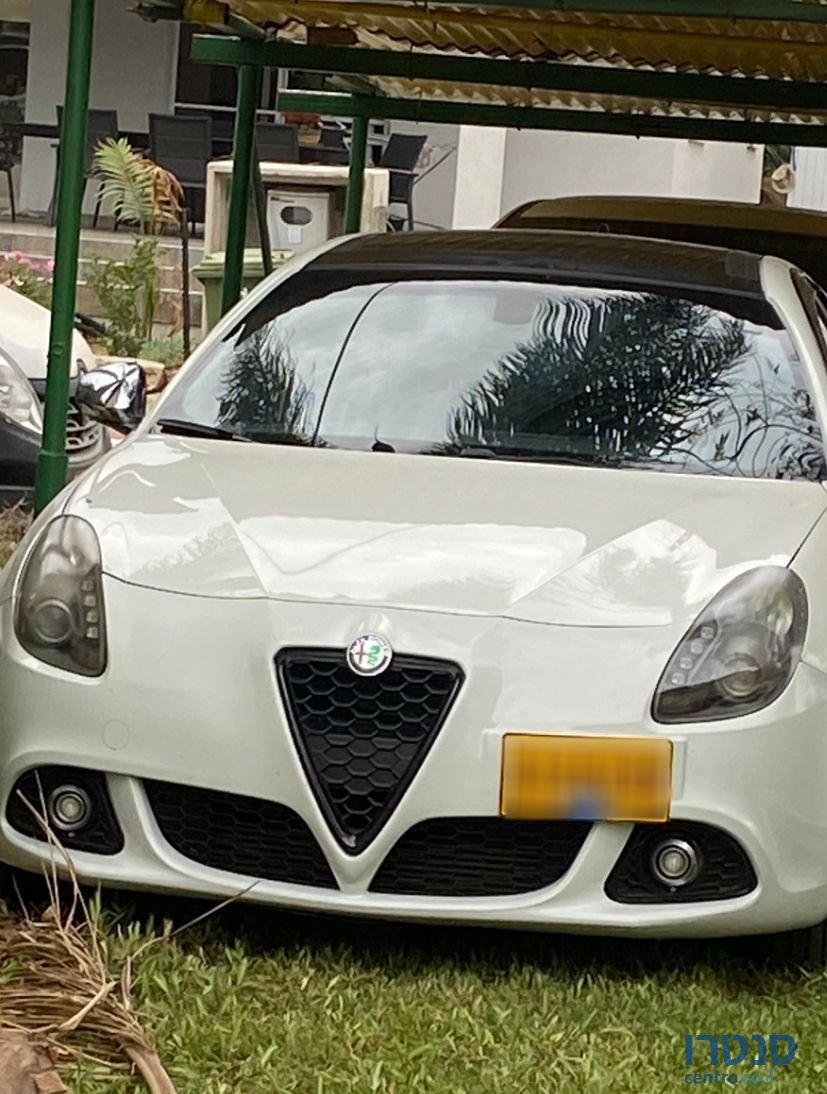 2014' Alfa Romeo Giulietta אלפא רומיאו ג'ולייטה photo #3