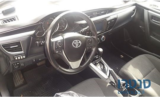 2014' Toyota Corolla photo #3