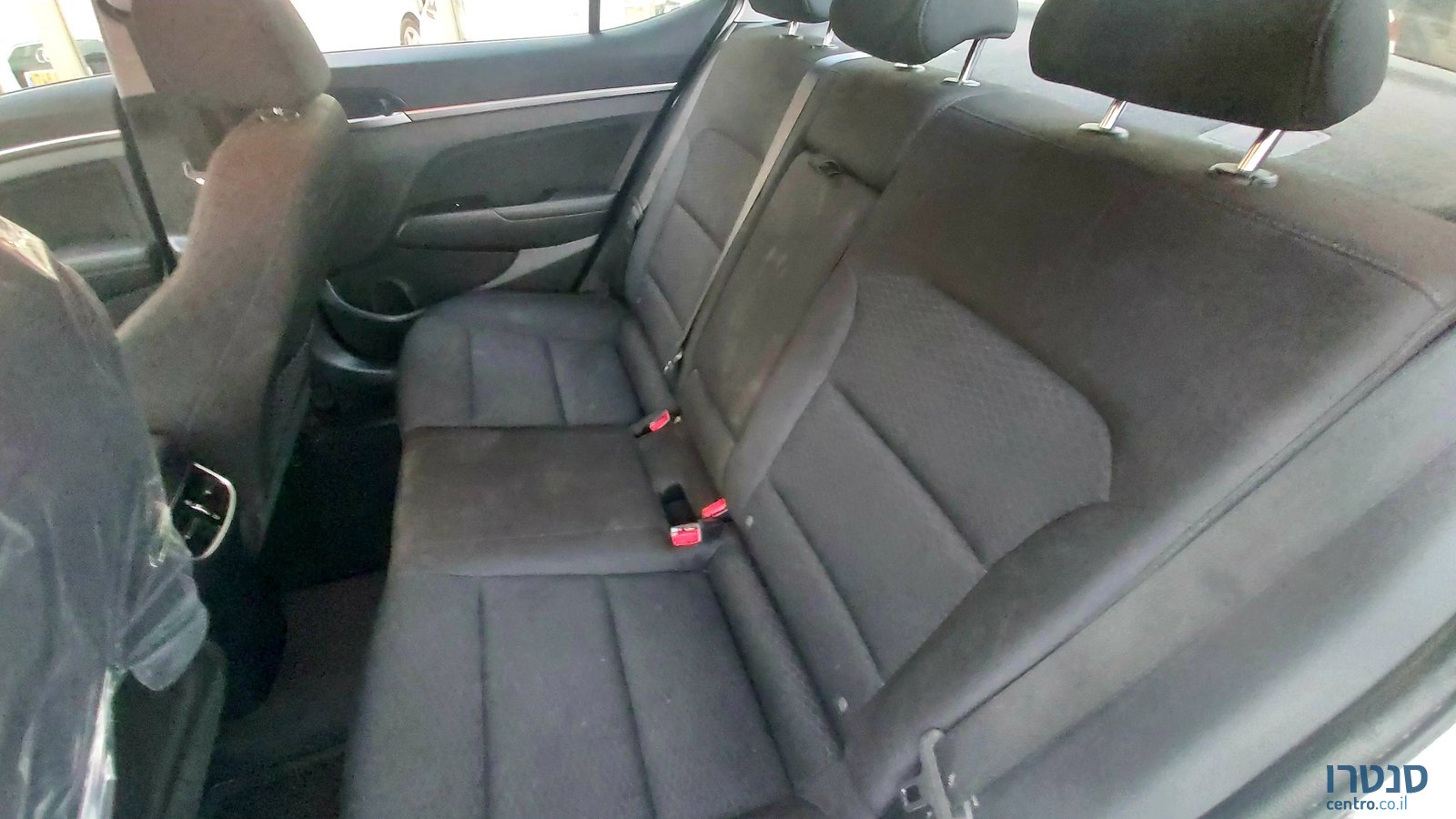 2019' Hyundai Elantra photo #4