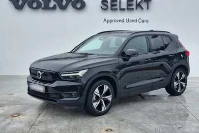 2022' Volvo XC40 וולוו