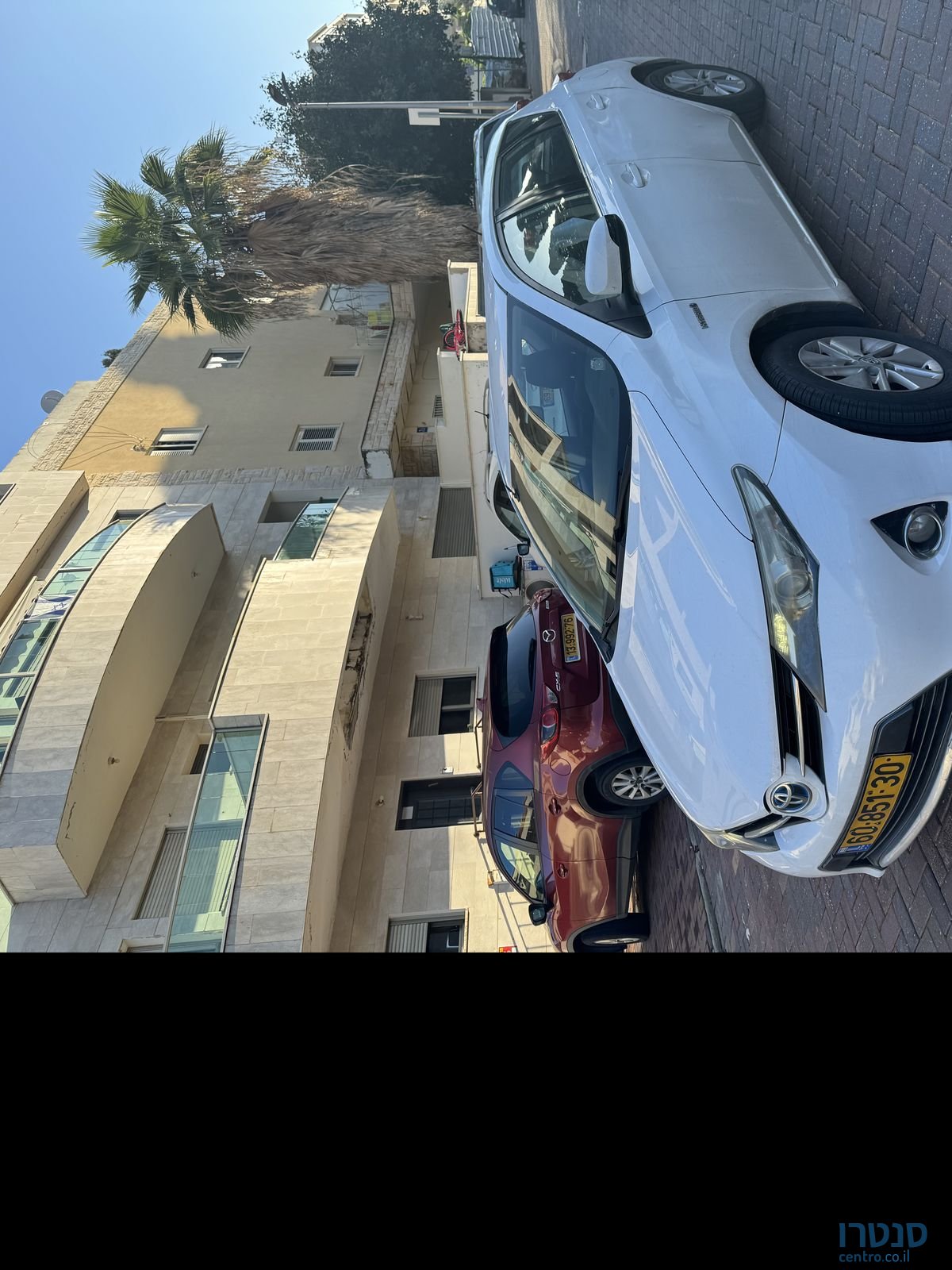 2014' Toyota Auris טויוטה אוריס photo #2