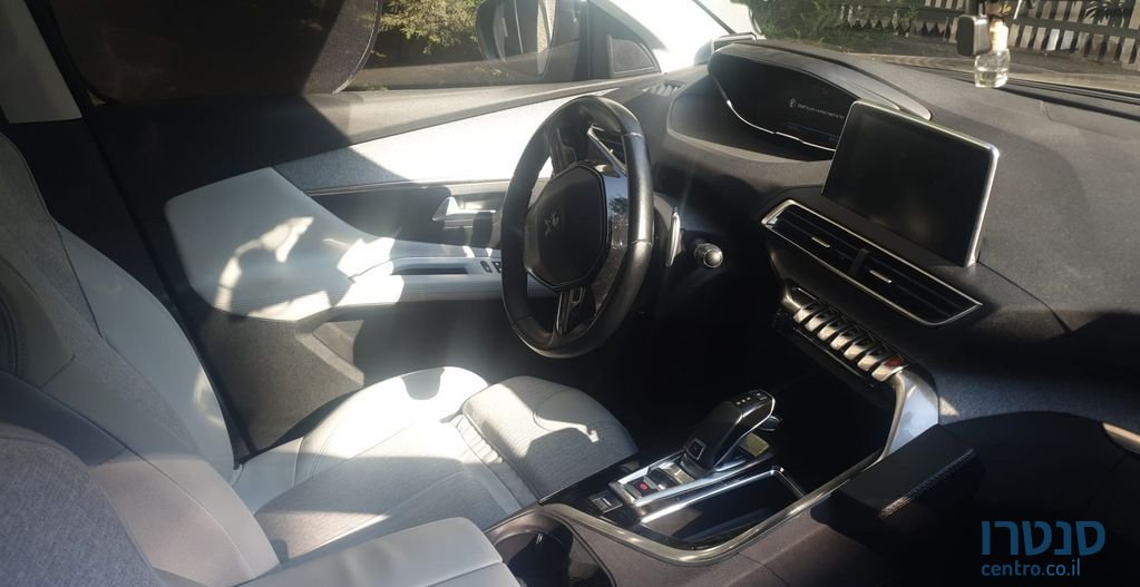 2019' Peugeot 3008 פיג'ו photo #4