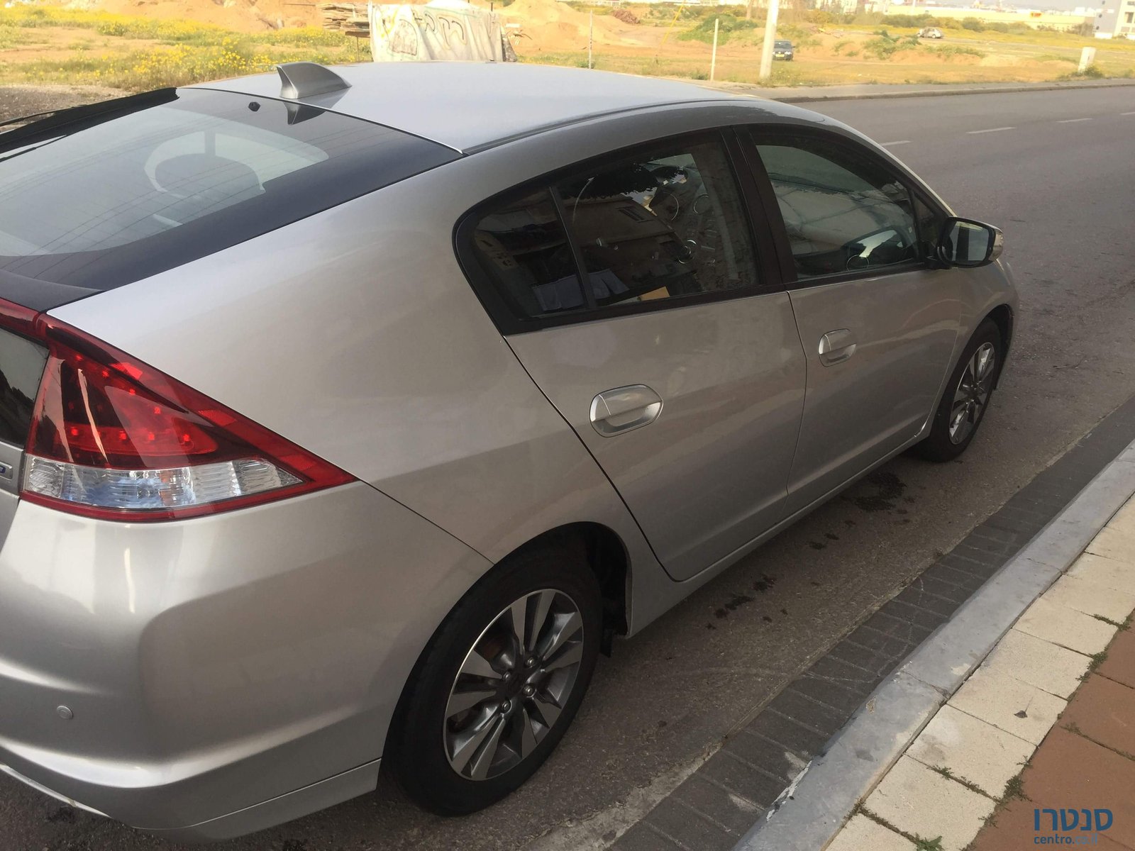 2013' Honda Insight photo #5