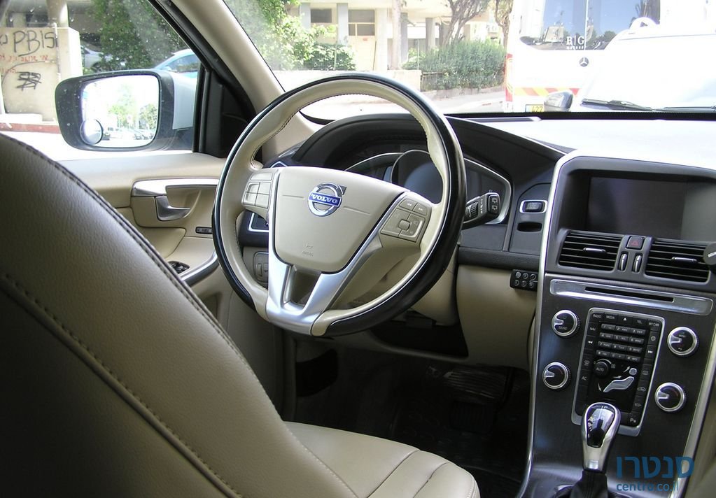 2015' Volvo XC60 וולוו photo #4