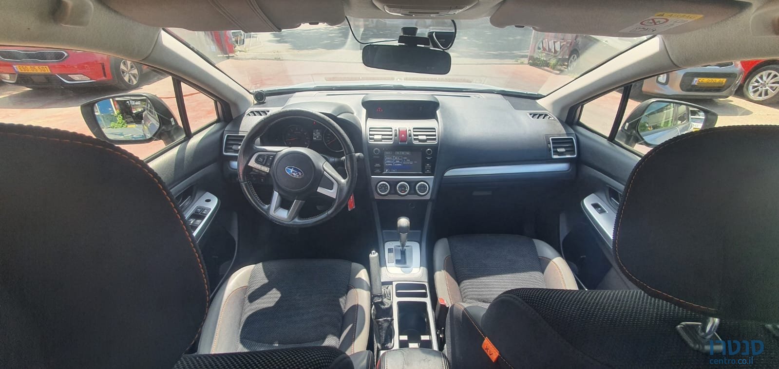 2017' Subaru XV photo #2