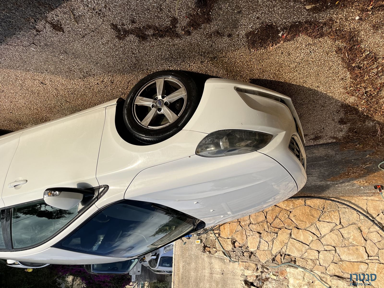 2013' Volvo V40 וולוו photo #1