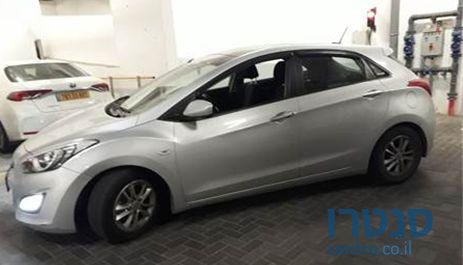 2013' Hyundai I30 יונדאי photo #1