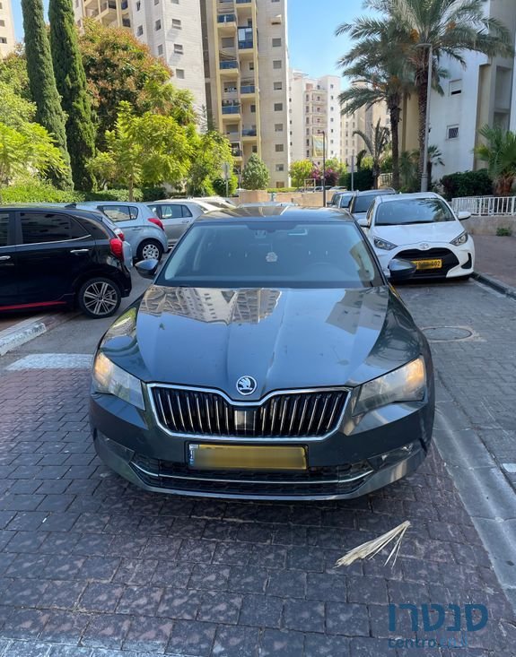 2018' Skoda Superb סקודה סופרב photo #1