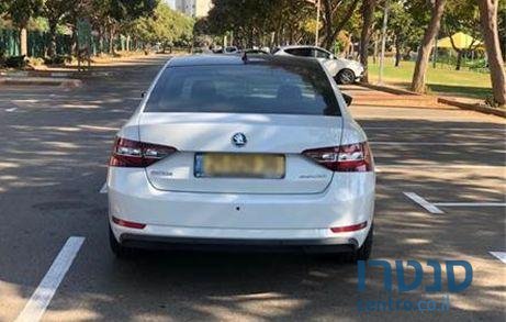 2016' Skoda Fabia סקודה פביה photo #3