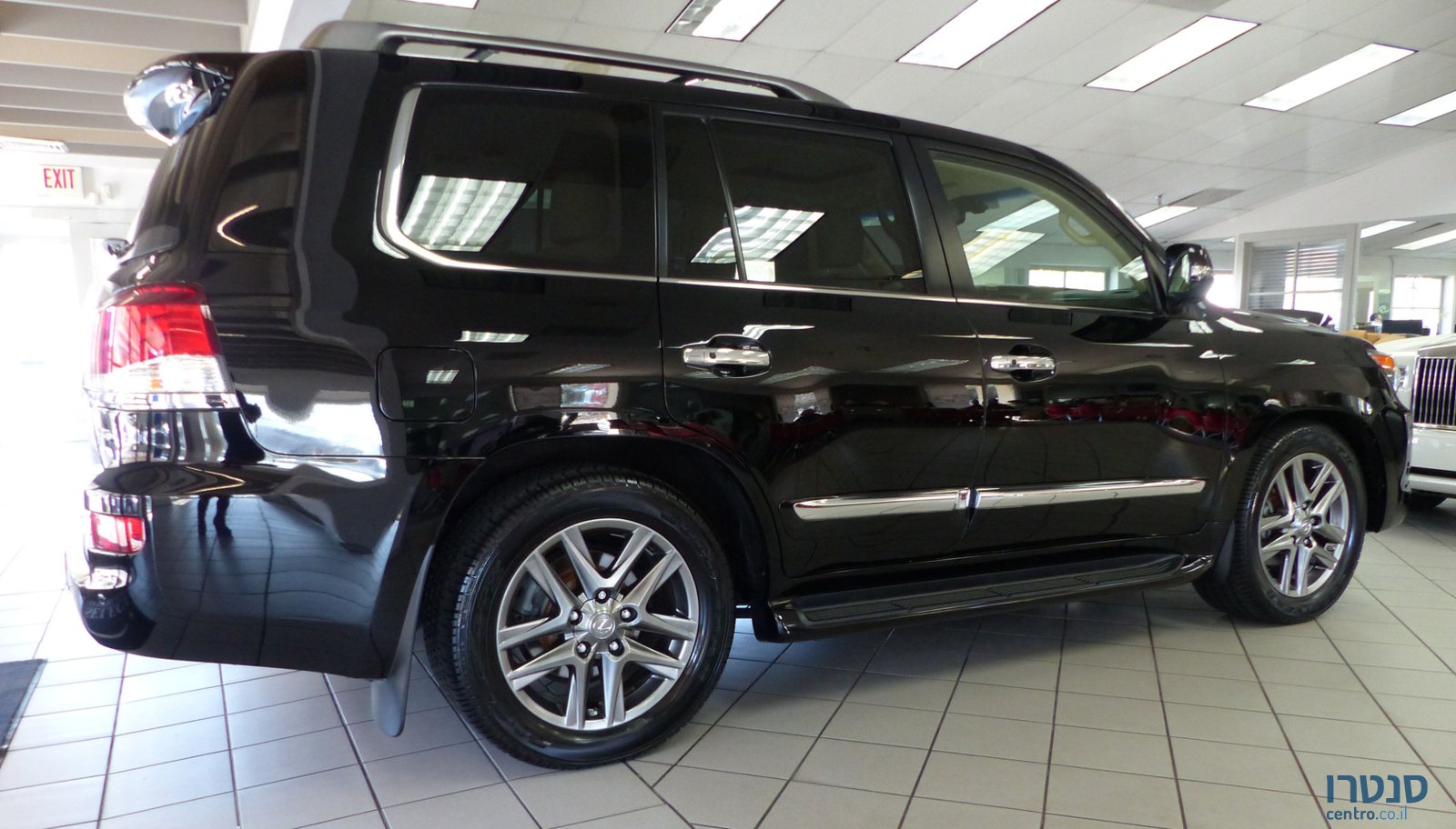 2014' Lexus LX 470 photo #1