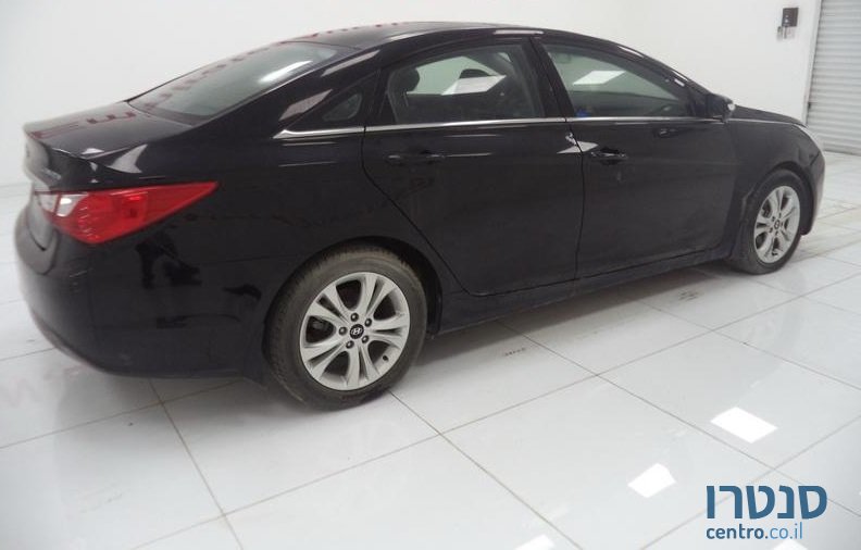 2012' Hyundai Sonata photo #7