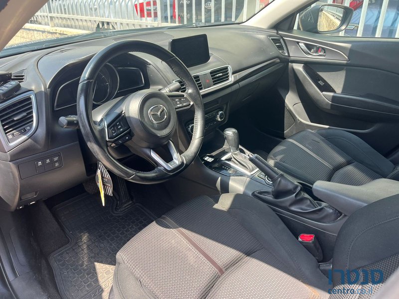 2019' Mazda 3 photo #3