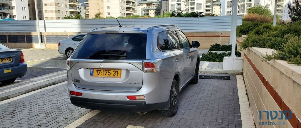 2014' Mitsubishi Outlander מיצובישי אאוטלנדר photo #4