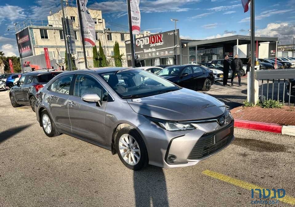 2020' Toyota Corolla טויוטה קורולה photo #1