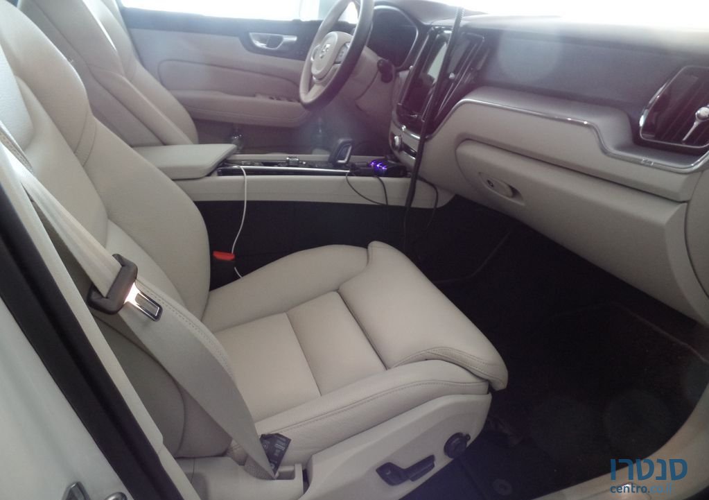 2021' Volvo XC60 וולוו photo #3
