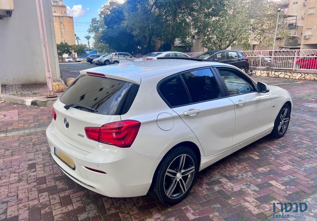2015' BMW 1 Series ב.מ.וו סדרה 1 photo #4