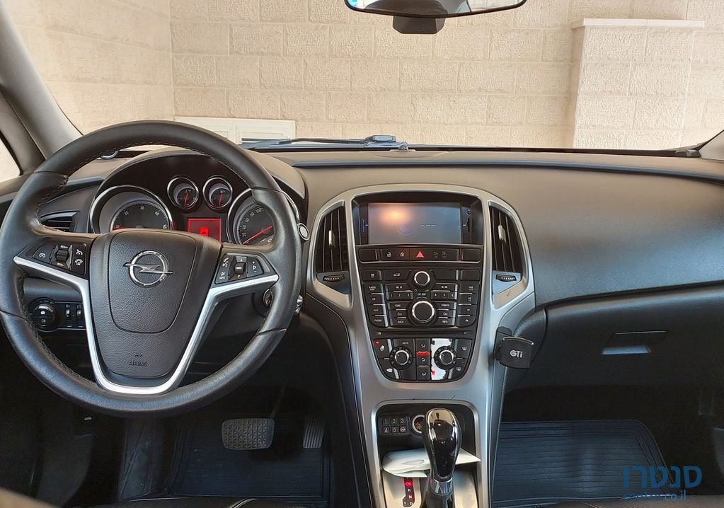 2017' Opel Astra אופל אסטרה photo #2