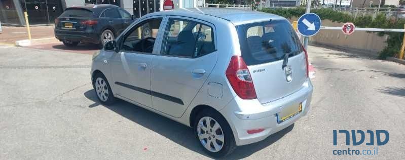 2012' Hyundai i10 יונדאי photo #2