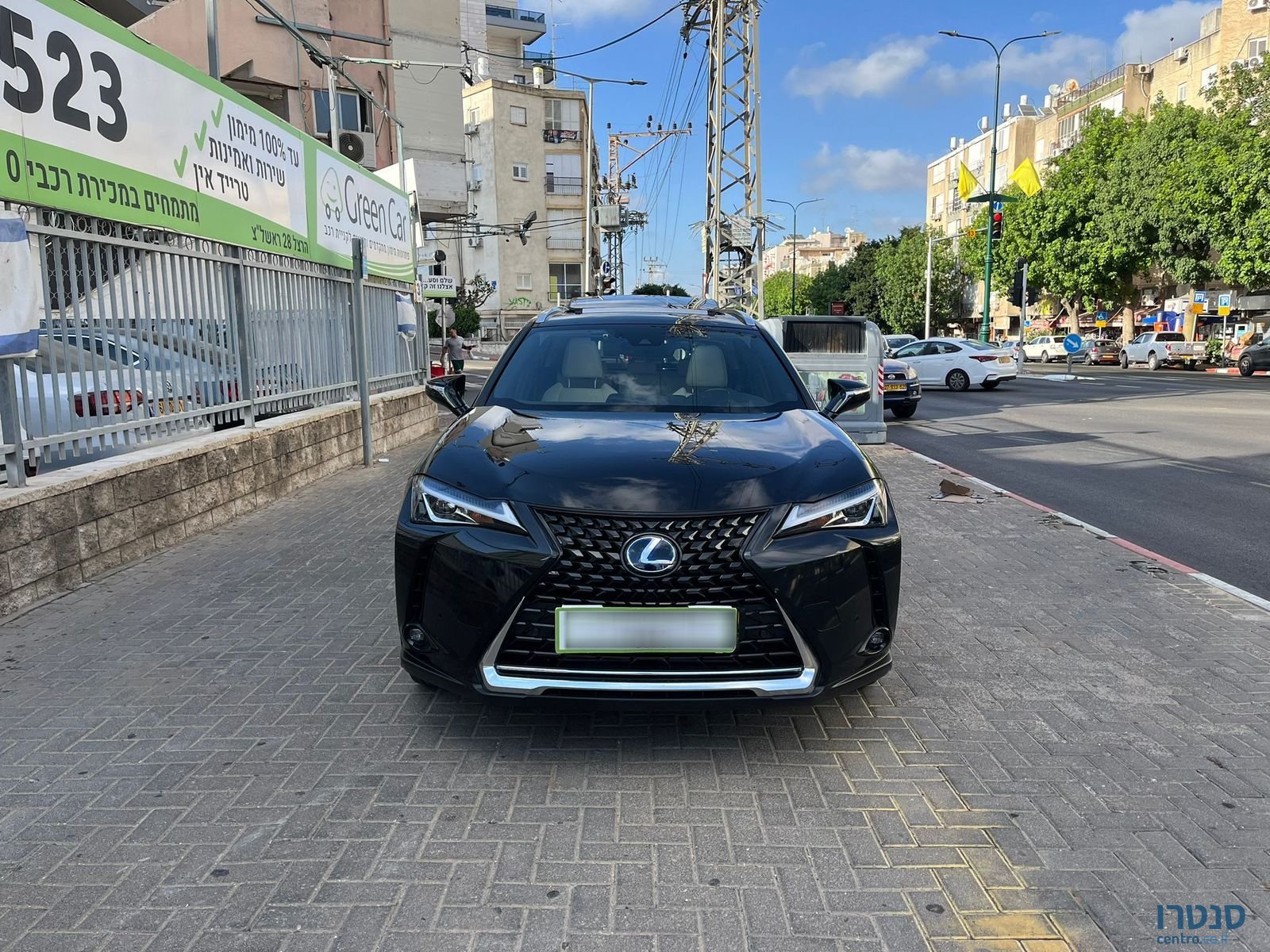 2022' Lexus UX 200 photo #3