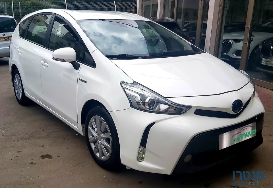 2019' Toyota Prius photo #1