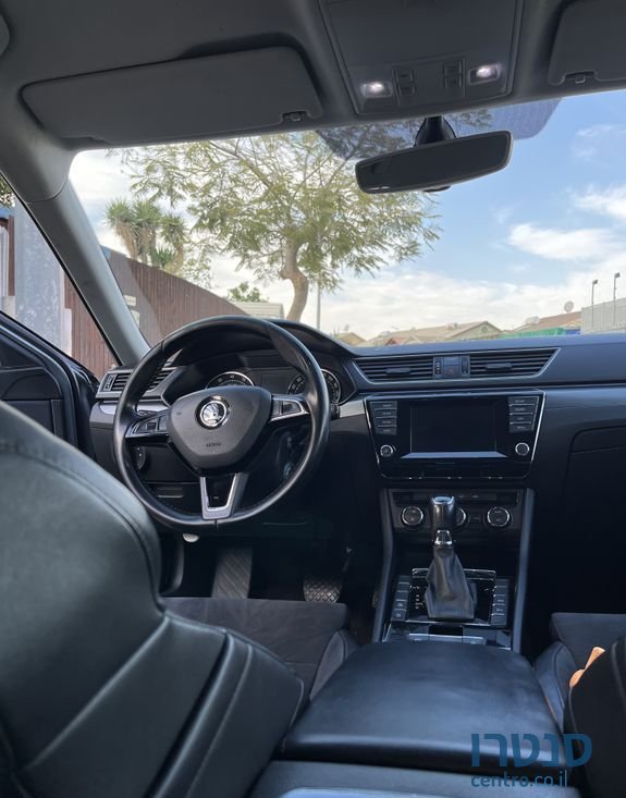2016' Skoda Superb סקודה סופרב photo #3