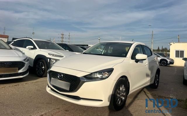 2021' Mazda 2 מאזדה photo #1