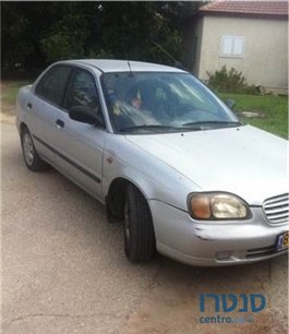 2002' Suzuki Baleno photo #2