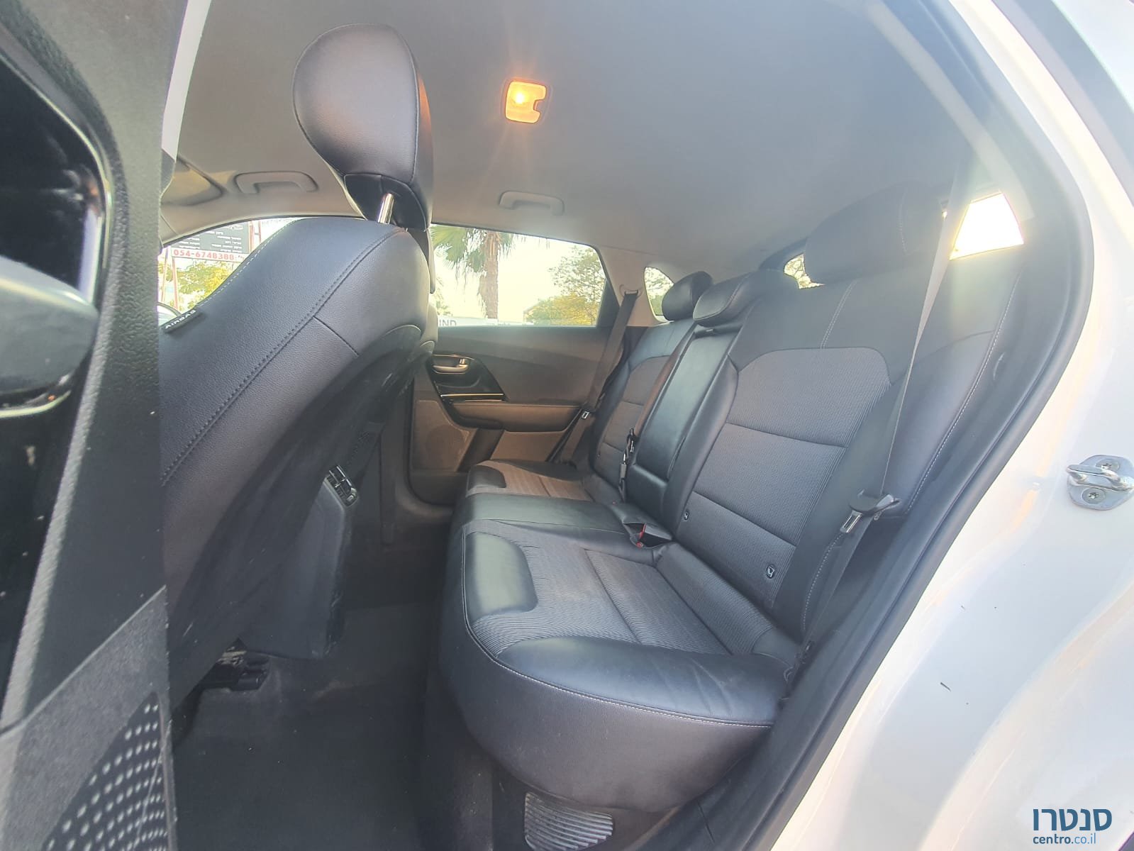 2019' Kia Niro photo #2