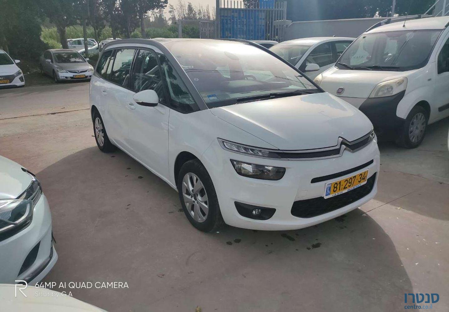 2015' Citroen C4 Picasso סיטרואן C4 פיקאסו photo #3