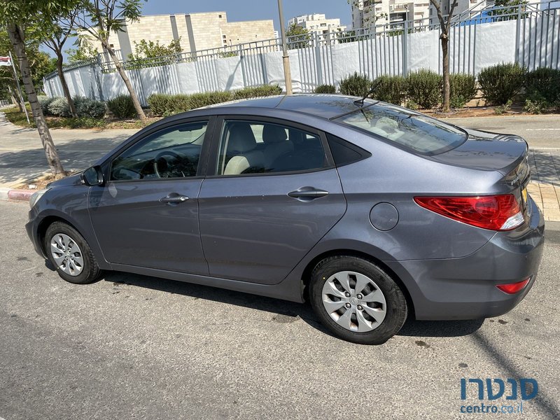 2017' Hyundai i25 יונדאי photo #4