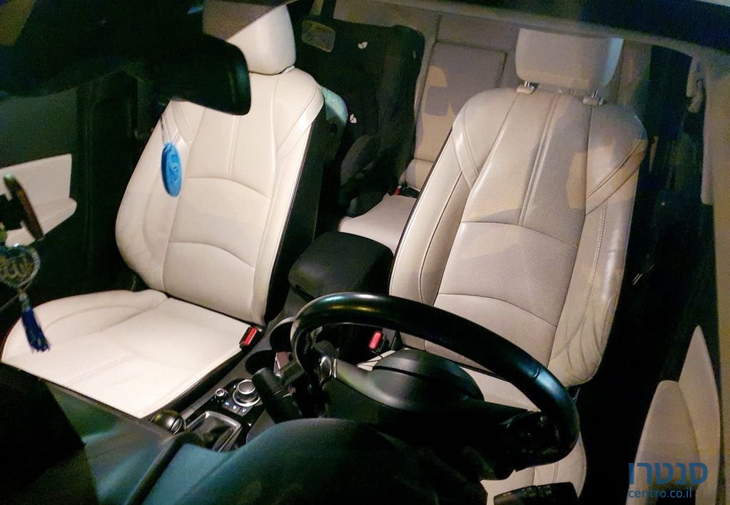 2019' Mazda 3 מאזדה photo #3