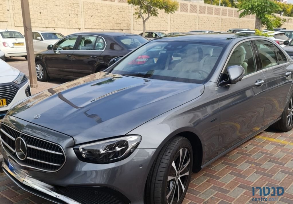 2021' Mercedes-Benz E-Class מרצדס photo #3