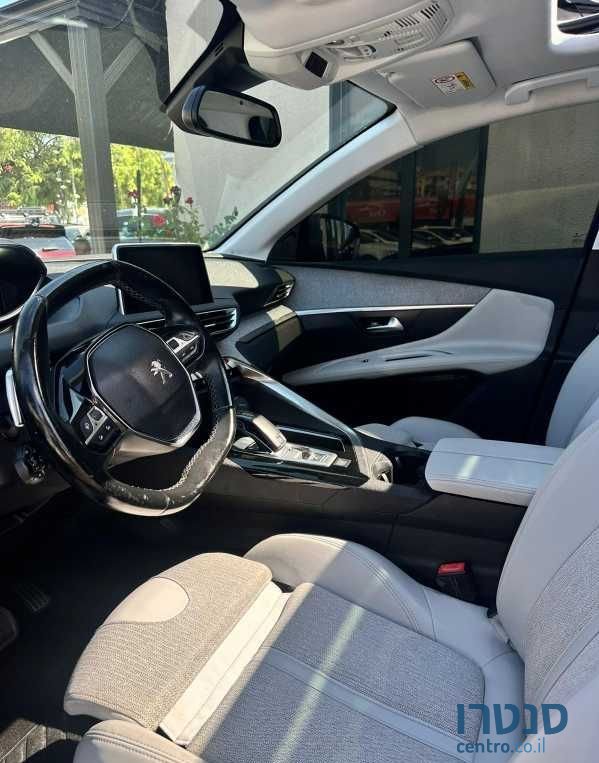 2019' Peugeot 3008 פיג'ו photo #5