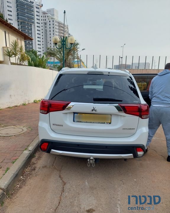 2017' Mitsubishi Outlander מיצובישי אאוטלנדר photo #1