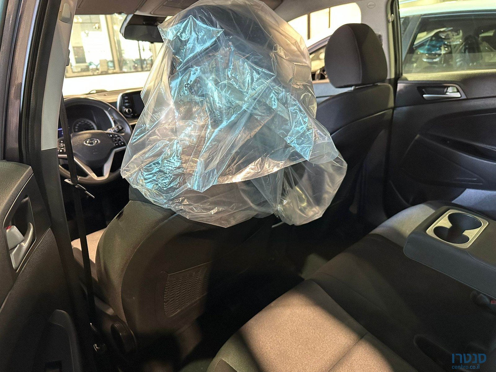 2020' Hyundai Tucson photo #6