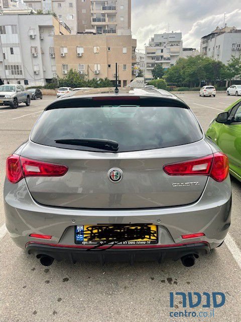 2018' Alfa Romeo Giulietta אלפא רומיאו ג'ולייטה photo #1