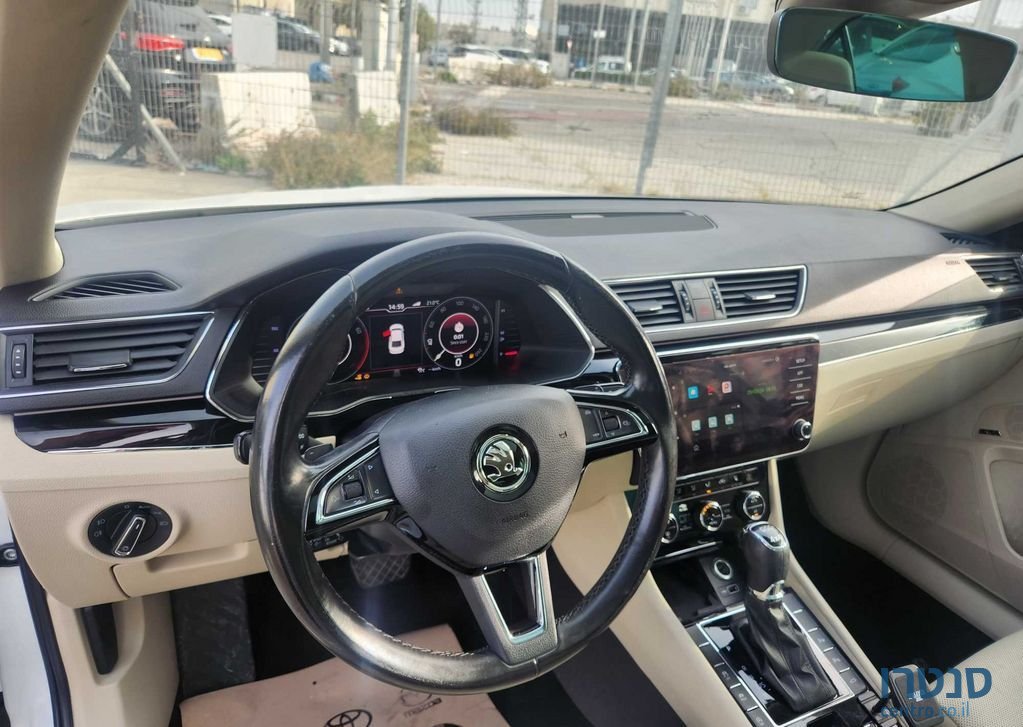2020' Skoda Superb סקודה סופרב photo #4