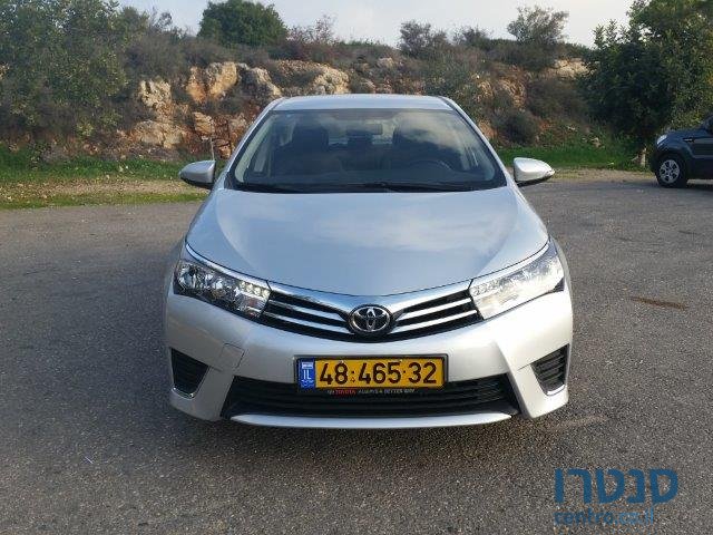 2015' Toyota Corolla photo #4