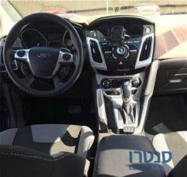 2012' Ford Focus ספורט 4/5 דלת' 1600 photo #4