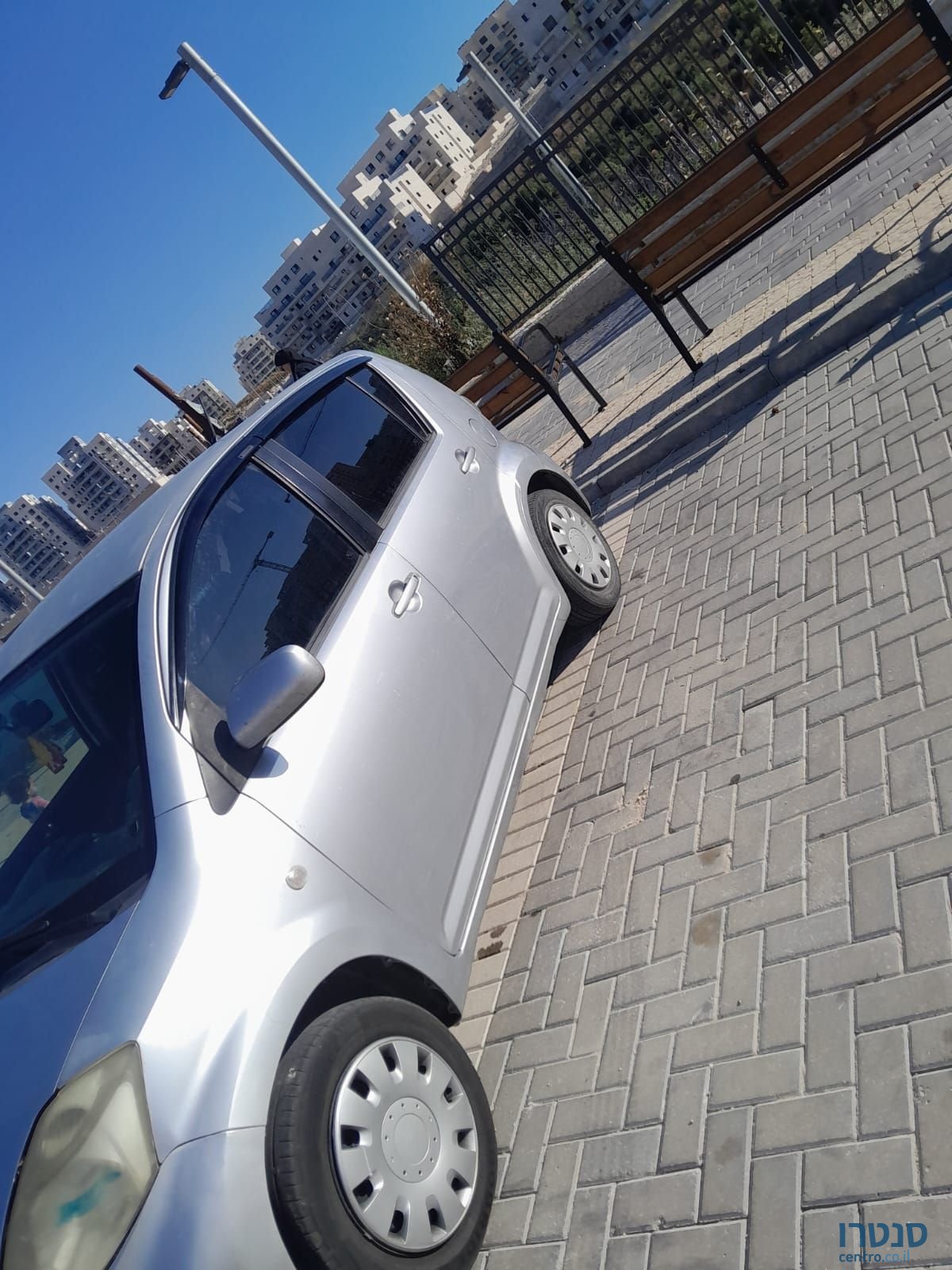 2009' Daihatsu Sirion דייהטסו סיריון photo #2