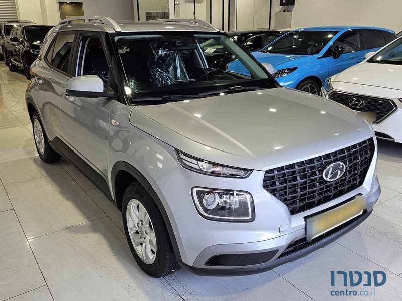 2022' Hyundai VENUE Intense photo #2