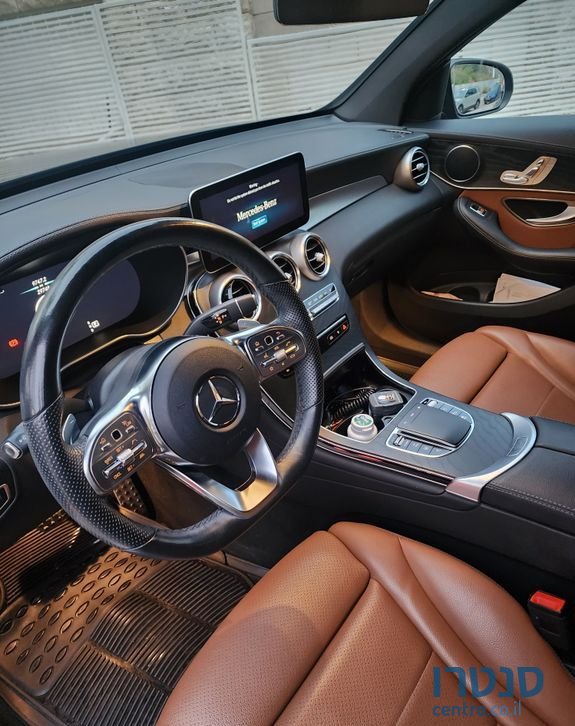 2022' Mercedes-Benz Glc-Class מרצדס photo #6