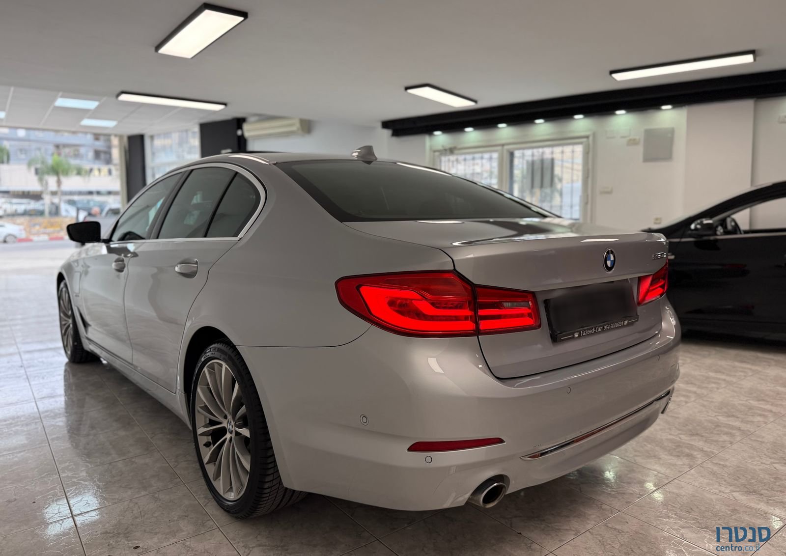 2021' BMW 5 Series ב מ וו סדרה 5 photo #4