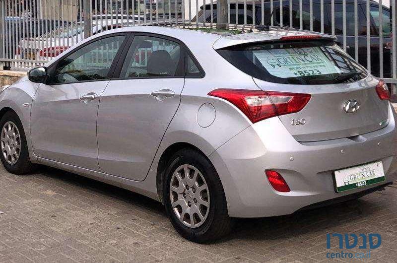 2013' Hyundai I30 יונדאי photo #2