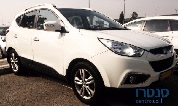 2012' Hyundai ix35 photo #3
