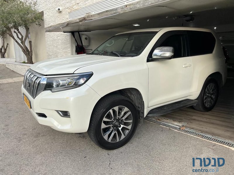 2016' Toyota Land Cruiser טויוטה לנד קרוזר photo #1