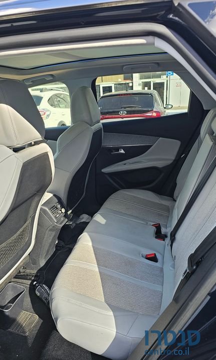 2019' Peugeot 3008 פיג'ו photo #4
