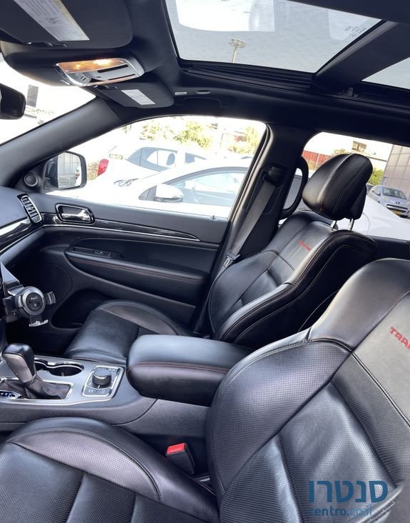 2020' Jeep Grand Cherokee ג'יפ גרנד צ'ירוקי photo #3